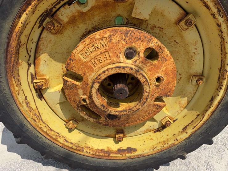 john-deere-a-image-19