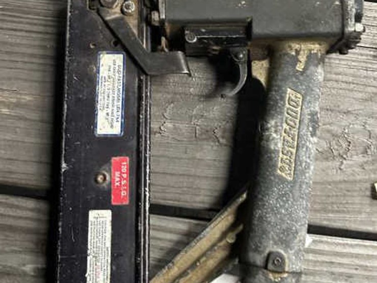 #15-•-duo-fast-brad-nailer-image-2