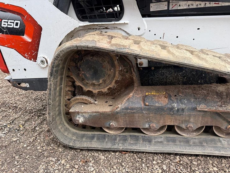 2023-bobcat-t650-image-13