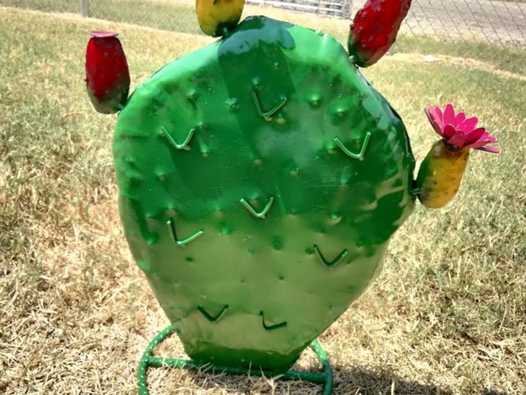 #117-•-metal-art---medium-green-cactus-w/red-&-pink-image-1