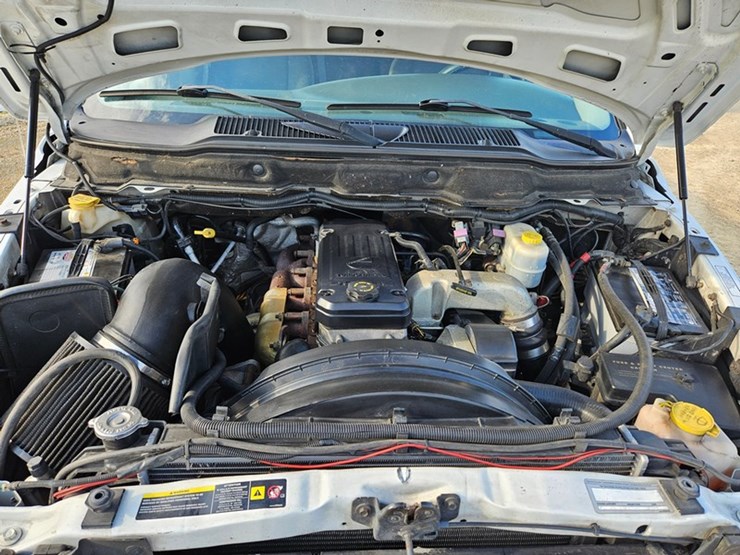 2004-dodge-ram-2500-image-9