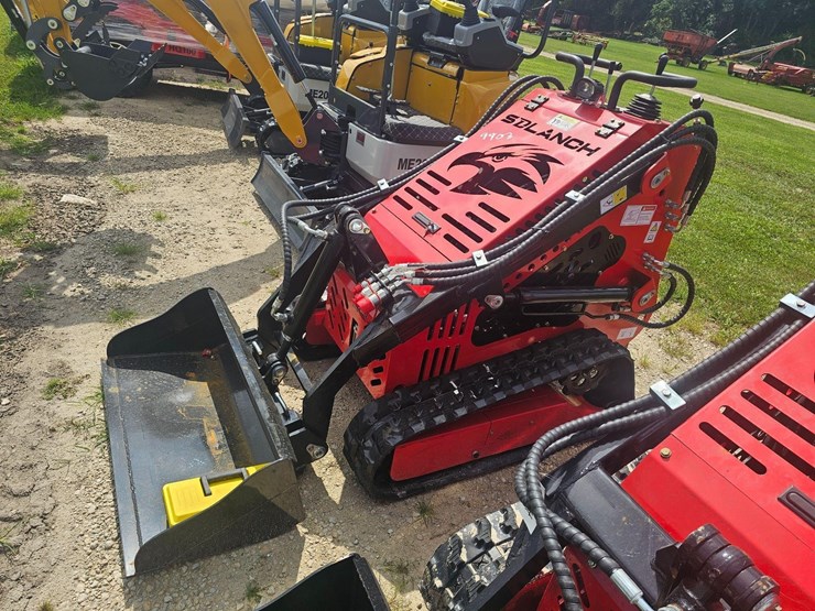unused-sd-launch-sdll60-mini-skid-steer-image-3