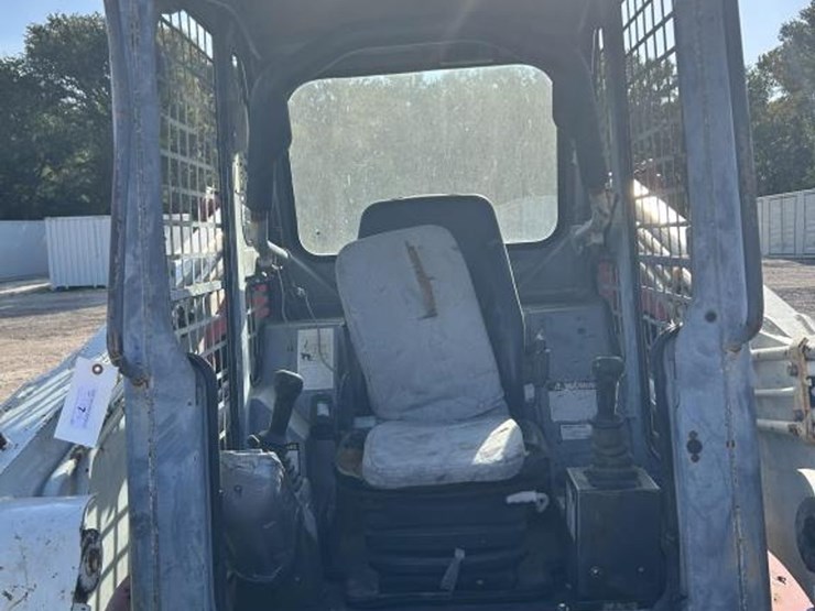takeuchi-tl140-image-10