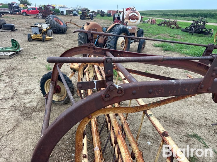 new-holland-56-image-16