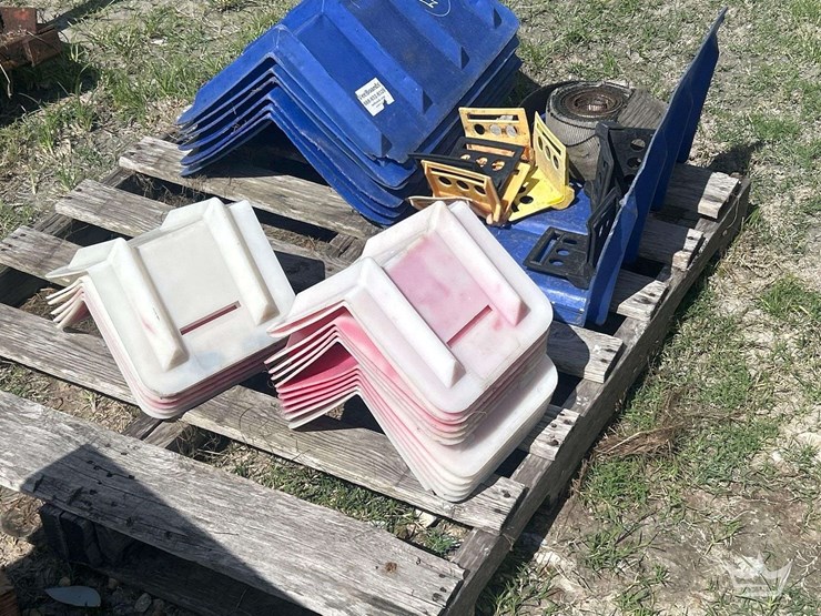 pallet-of-strap-guards-image-1