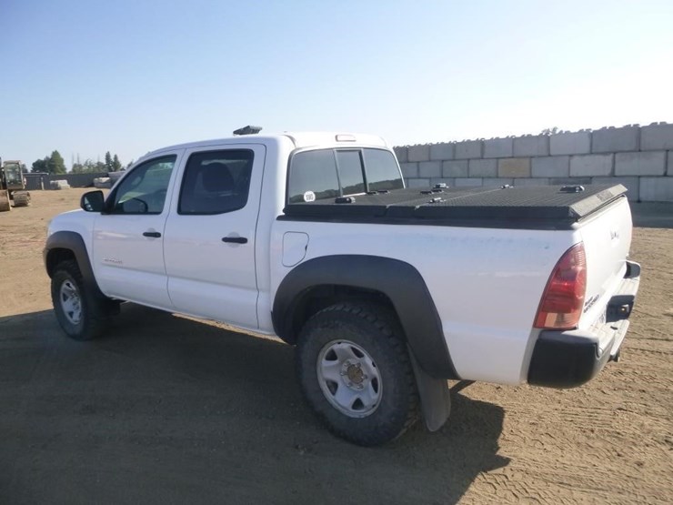 2013-toyota-tacoma-image-5