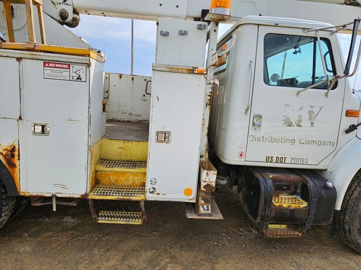 2001-international-4900-image-24