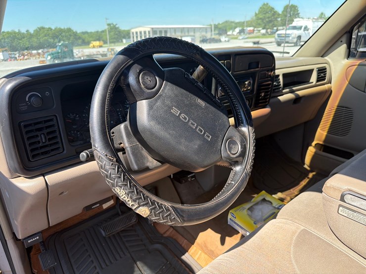 1996-dodge-ram-3500-image-14