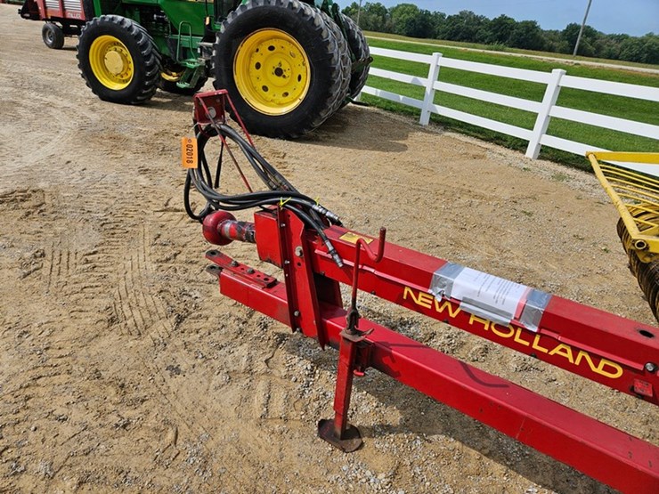 2018-new-holland-790-image-29