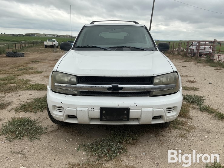 2004-chevrolet-trailblazer-image-2