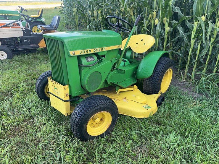 john-deere-112-image-1
