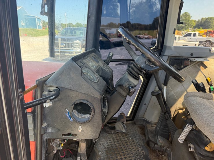 agco-allis-6670-image-5