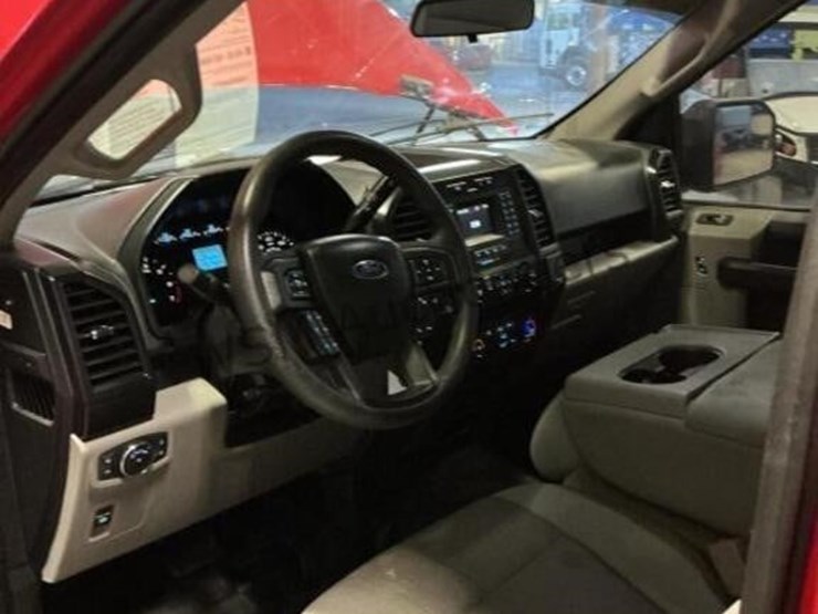 2019-ford-f150-image-22
