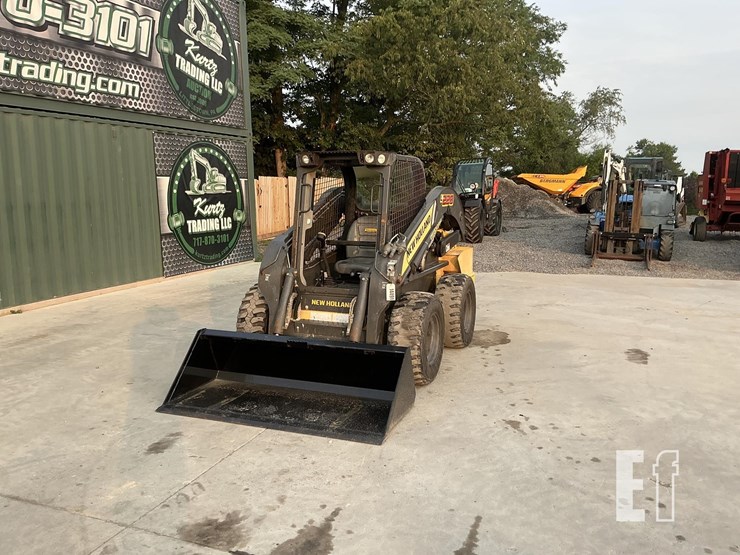 2016-new-holland-l228-image-8