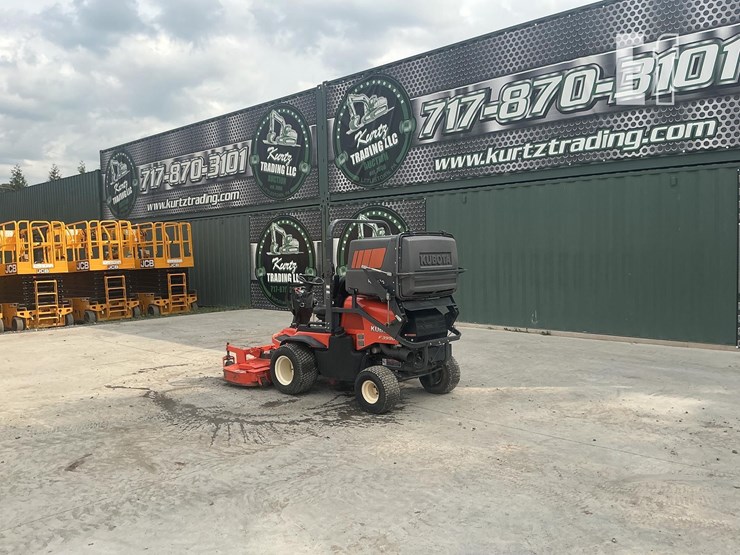 2015-kubota-f3990-image-2