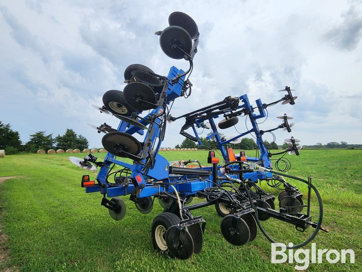 2004-case-ih-5310-image-7