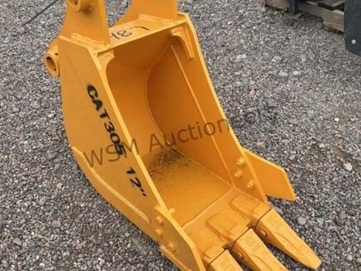 caterpillar-305-image-1