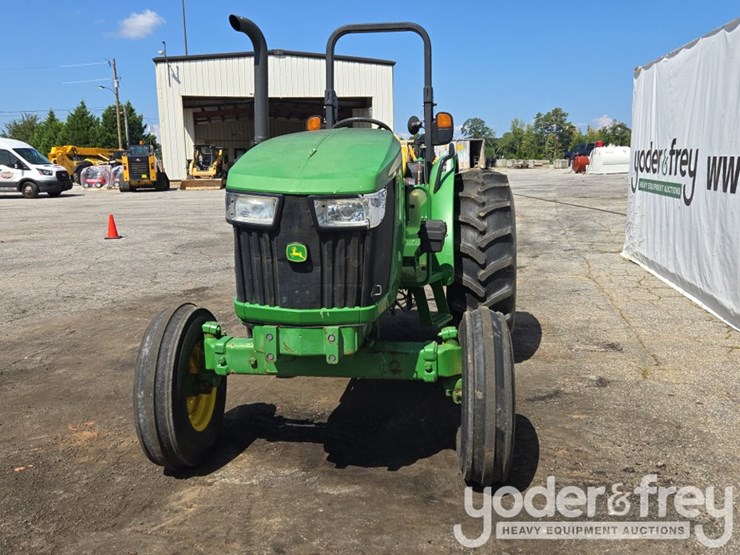 2016-john-deere-5055e-image-8