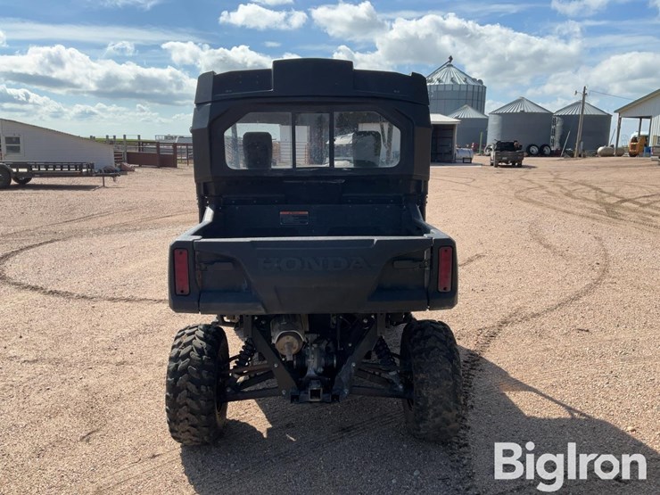 2023-pioneer-4x4-image-6