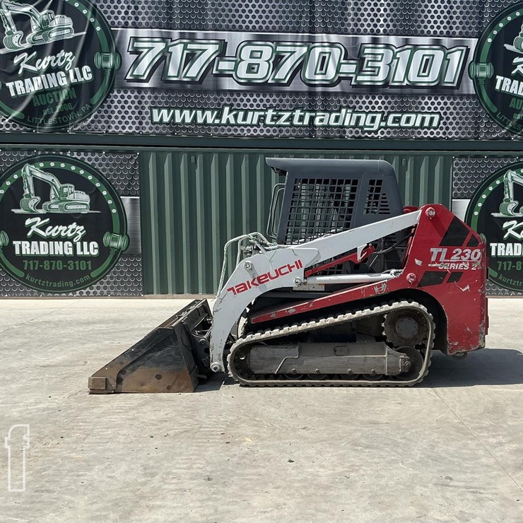2013 TAKEUCHI TL230