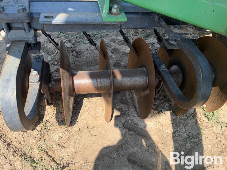 john-deere-637-image-17
