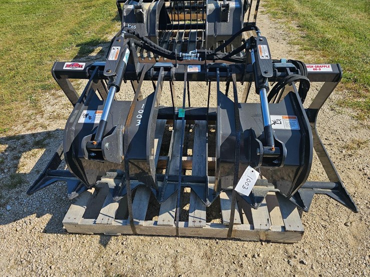 stout-66-9-grapple-bucket-image-1