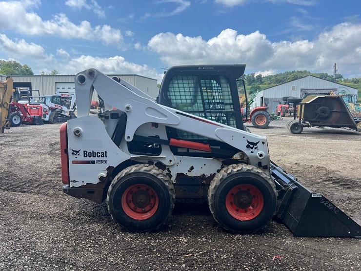 2011-bobcat-s750-image-7