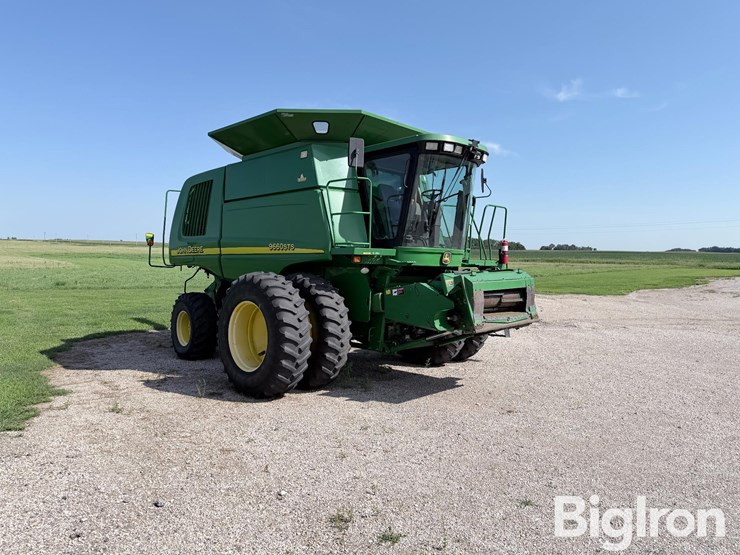 2004-john-deere-9660-sts-image-3