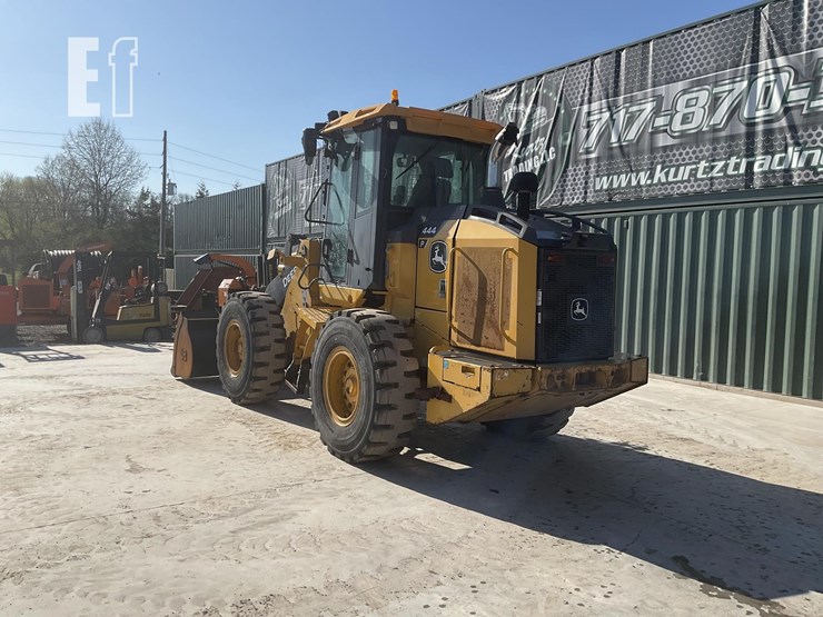 2021-deere-444-p-tier-image-2