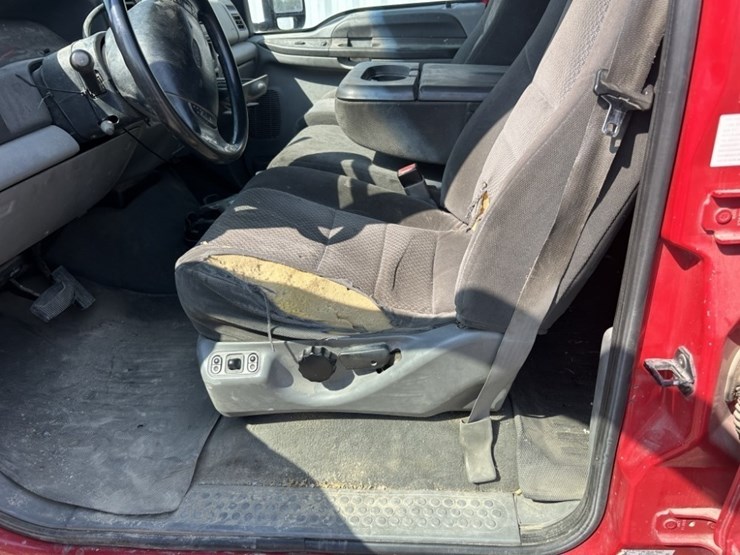 2002-ford-f350-xlt-image-18