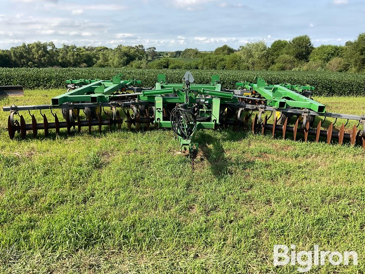 john-deere-637-image-2