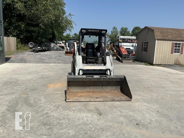2013-takeuchi-tl230-image-7