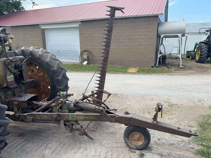 john-deere-3010-image-42