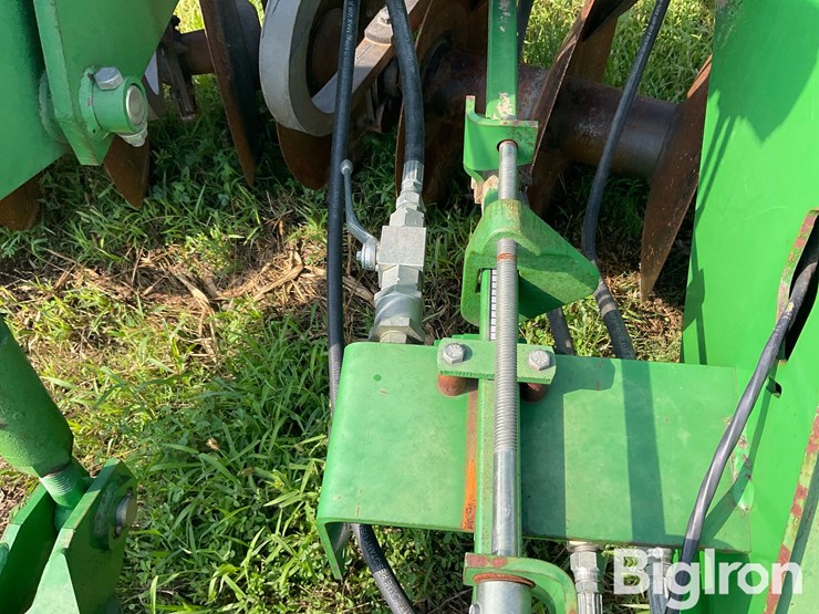 john-deere-637-image-13