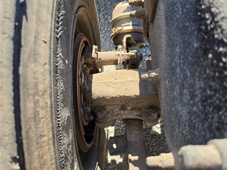 #26510-•-2006-mack-ct713-triaxle-dump-truck-image-56
