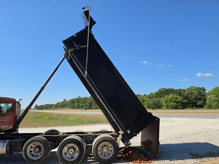 #26510-•-2006-mack-ct713-triaxle-dump-truck-image-18