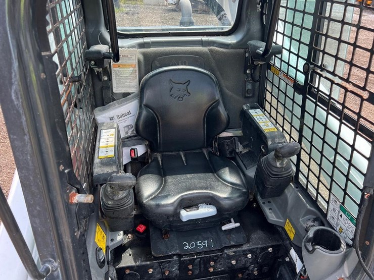 2024-bobcat-s770-image-19