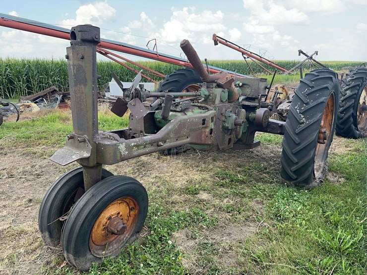 john-deere-a-image-1