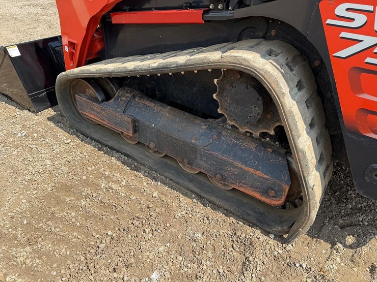 2022-kubota-svl75-2-image-16