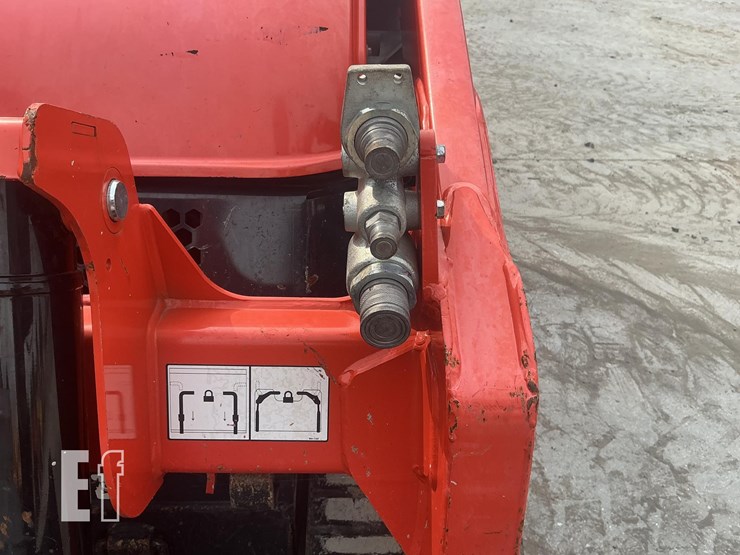 2023-kubota-scl1000-image-12