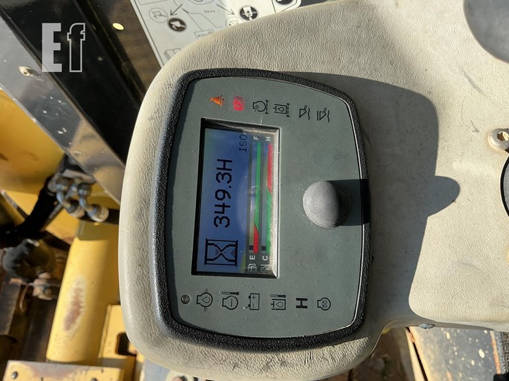 2014-yanmar-t175-image-15