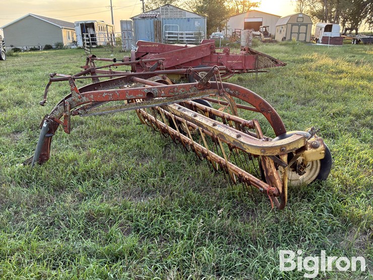 new-holland-56-image-8
