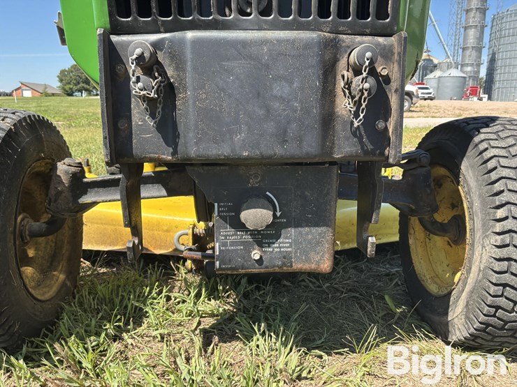john-deere-317-image-11
