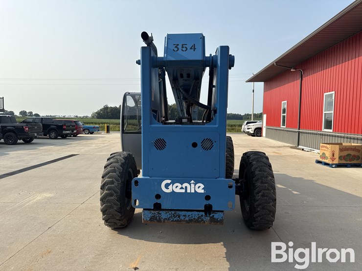 2012-genie-gth844-image-6