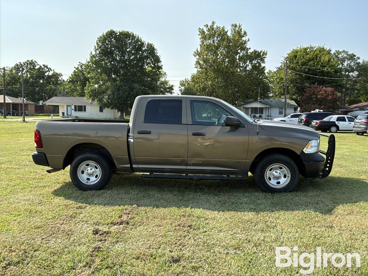 2015-dodge-1500-image-4