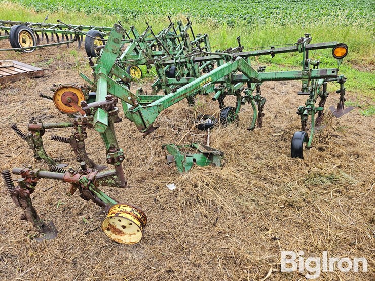 john-deere-at40-image-10