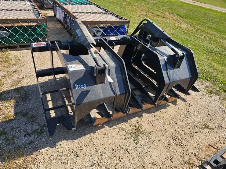 stout-xhd76-grapple-image-1