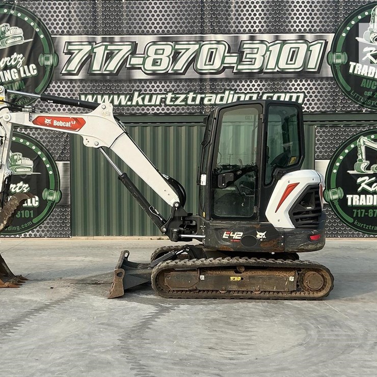 2023 BOBCAT E42R2