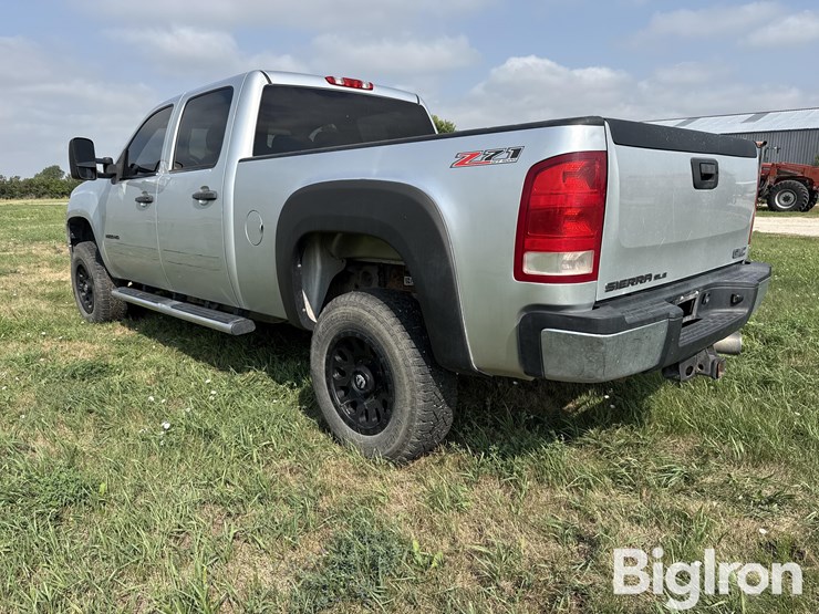 2012-gmc-2500-image-7