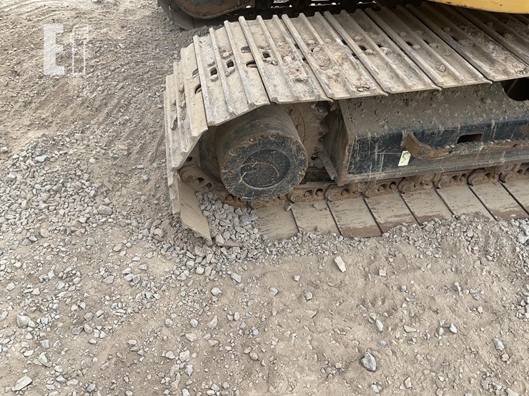 2019-caterpillar-315f-lcr-image-10